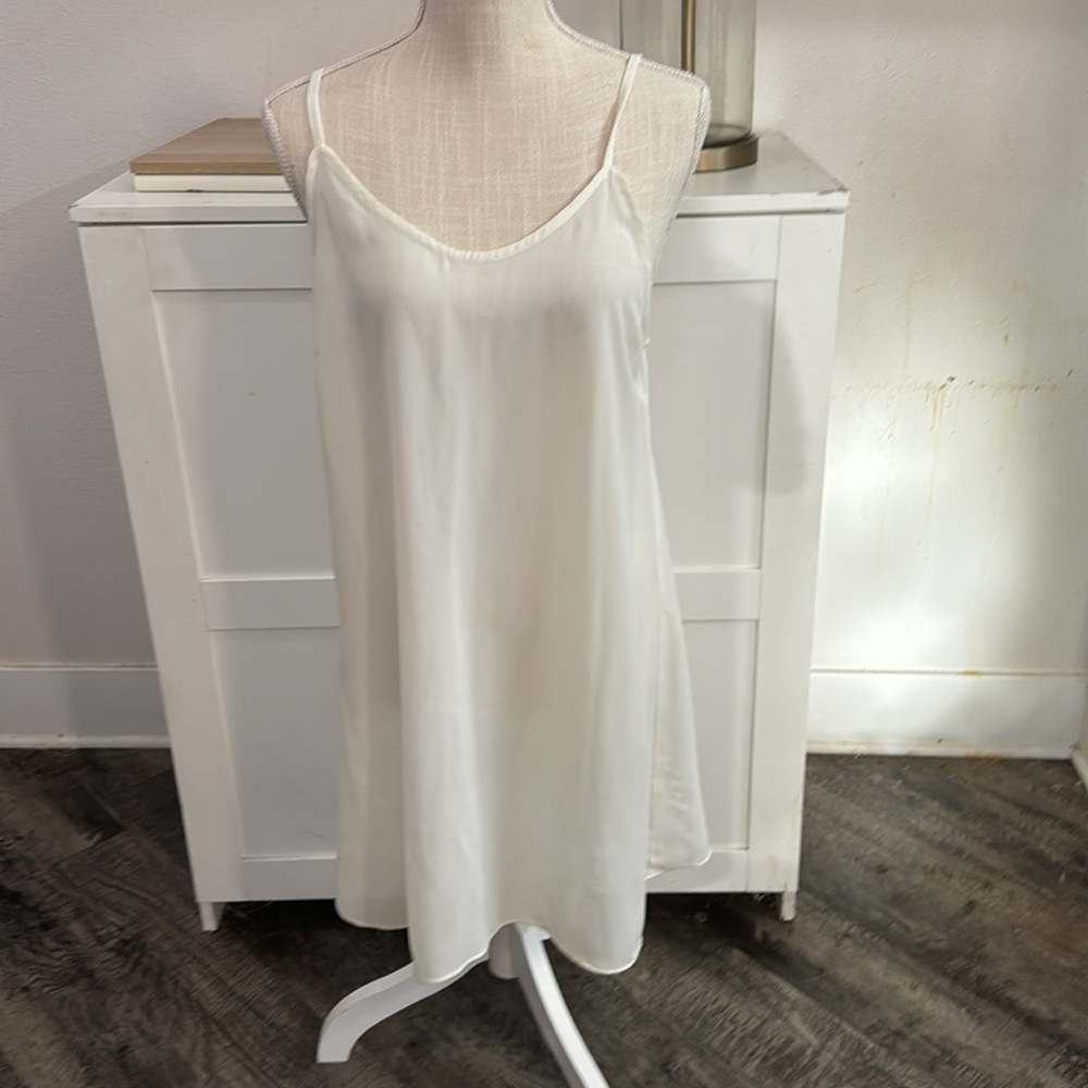 Diane Von Furstenberg NWT Crochet Flower Unique Sheer Dress with 2 Free Slips - Picture 7 of 17
